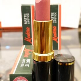 https://www.shecosmetics.pk/wp-content/uploads/2025/07/a352878e9bc5eccdf69211cfd8956350.jpg